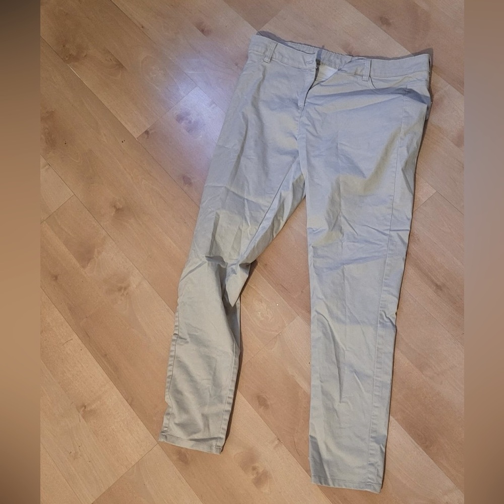 Tan stretchy khaki pants